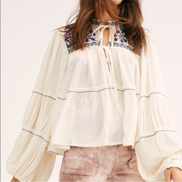 Free People - In Vivid Color Embroidered Peasant Top - Size M - Picture 1 of 9